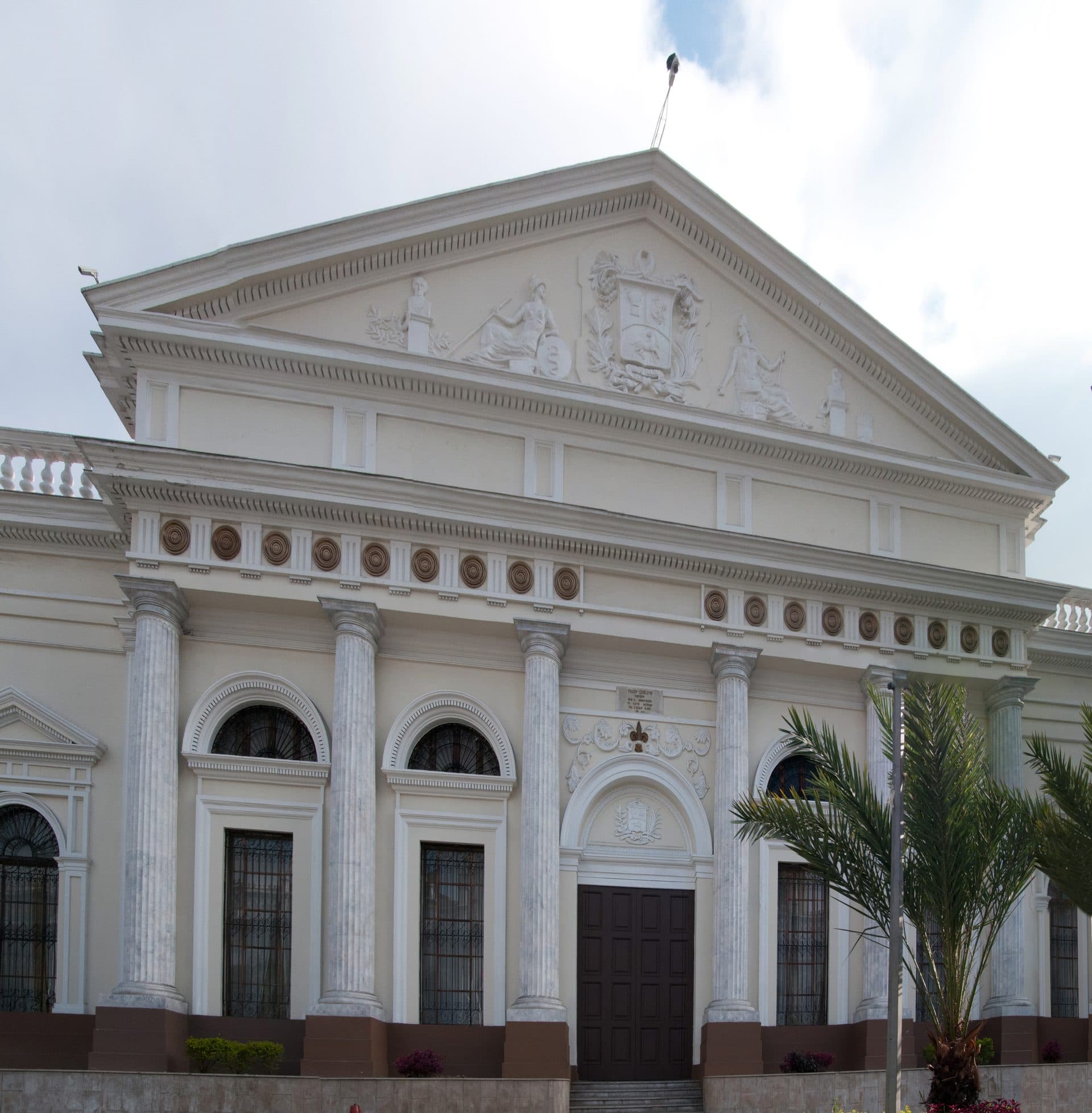 Venezuela, pouvoir et opposition entament des pourparlers