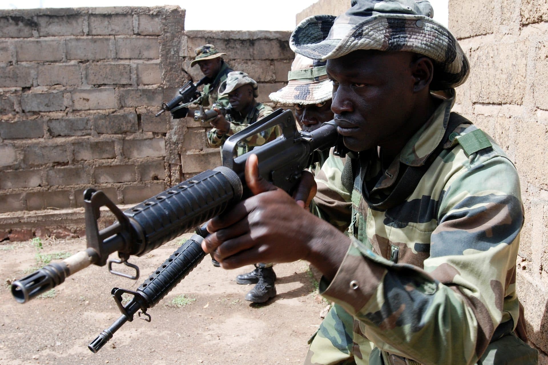 Au Mali, l'armée reprend Anéfis après une semaine de combats